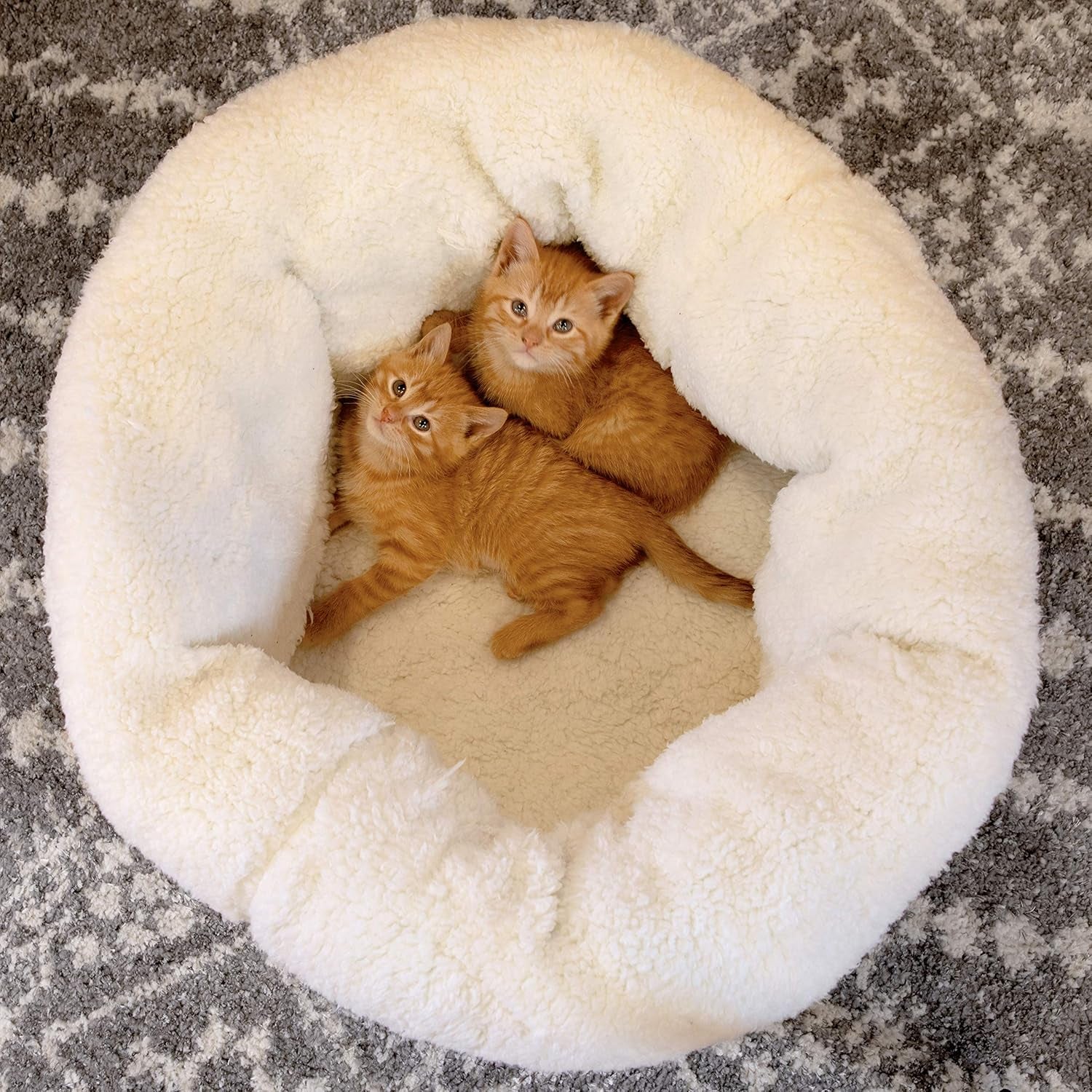 Deep Dish Donut Bed, off White (CM-10086-CS01)